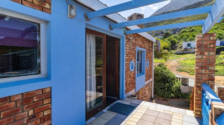 4 Bedroom Property for Sale in Kleinmond Western Cape